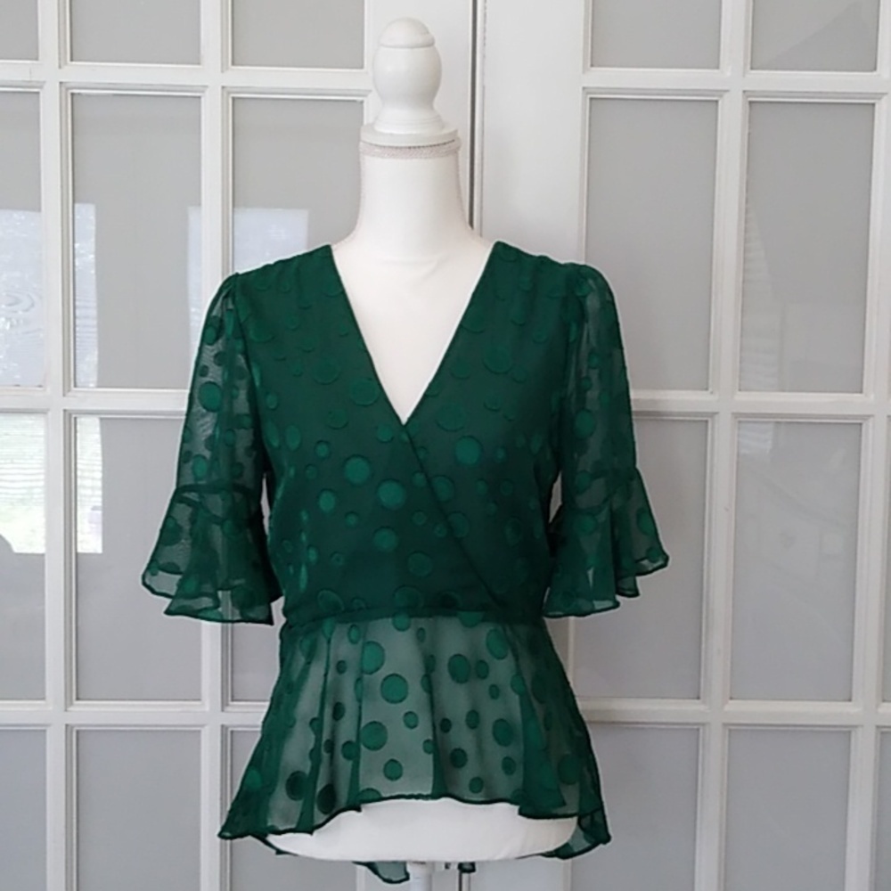 Highline Collective Double V Neck Green Blouse Size - Small - Picture 2 of 16